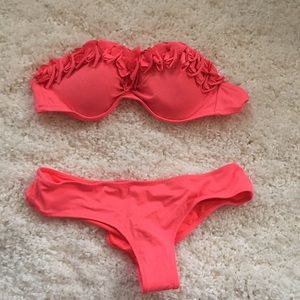 Victoria’s Secret coral bandeau w cheeky bottoms!